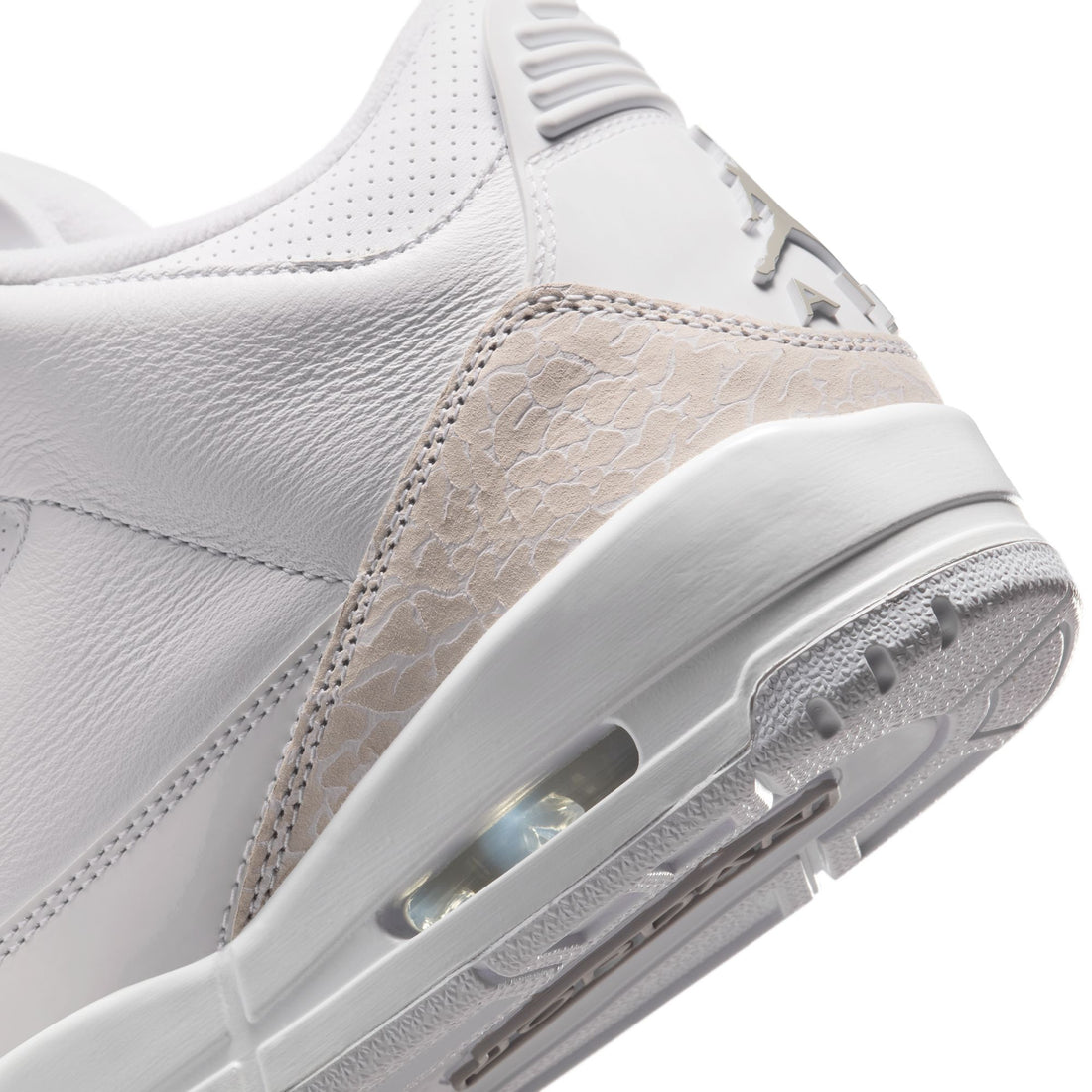 Air Jordan 3 Retro (White/Metallic Silver/White)