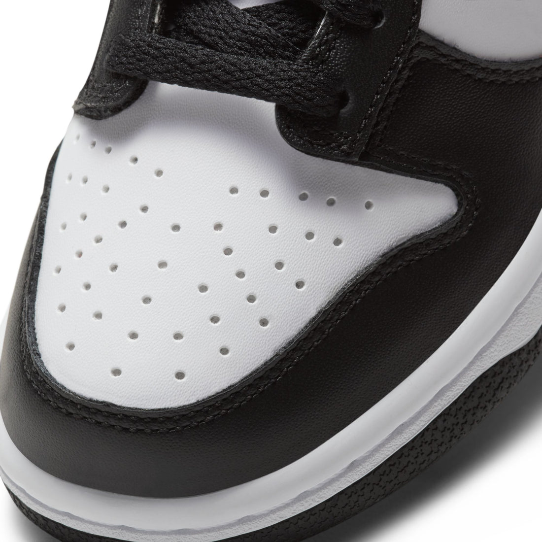 Nike Dunk Low GS (White/Black/White)