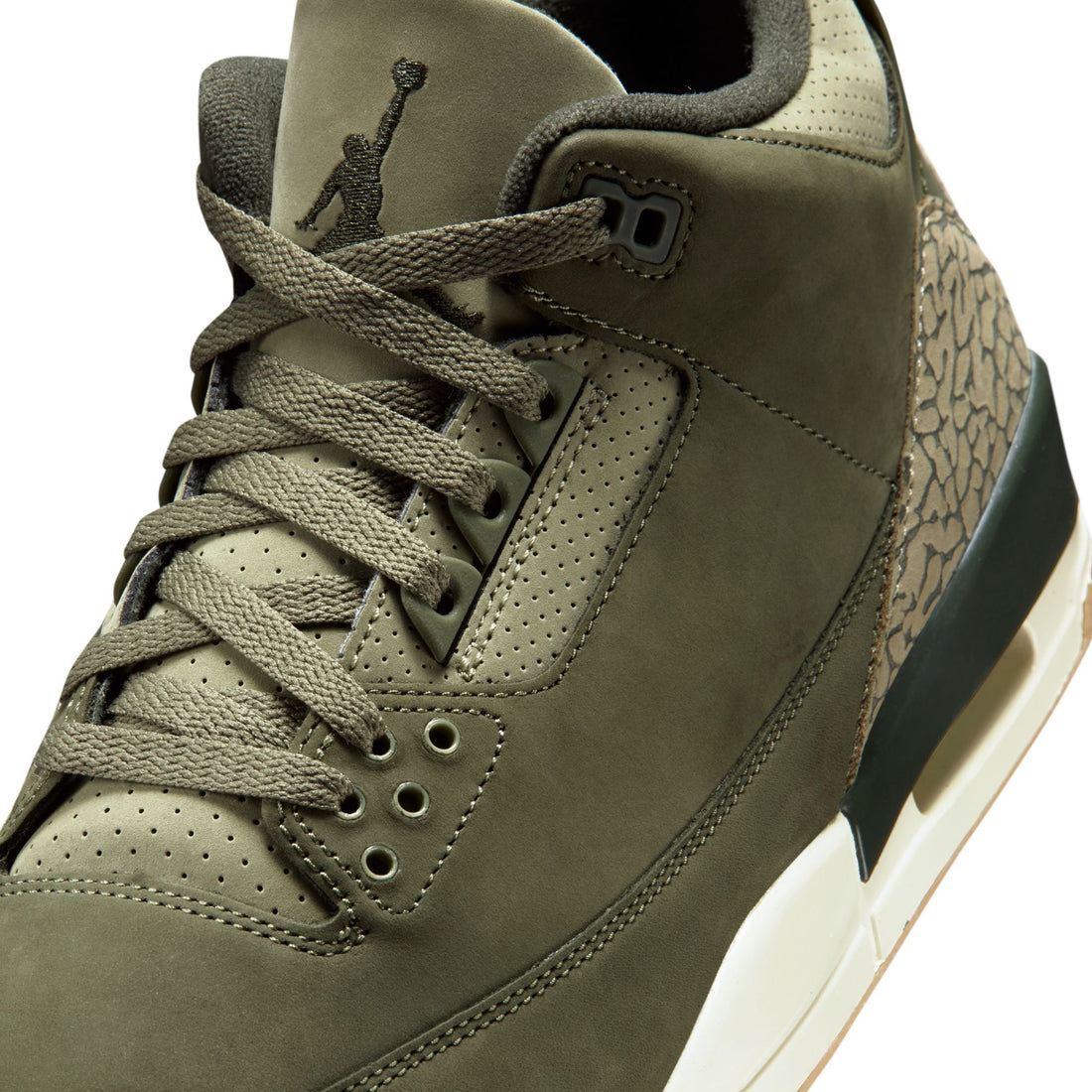 Air Jordan 3 Retro (Medium Olive/Seqouia)