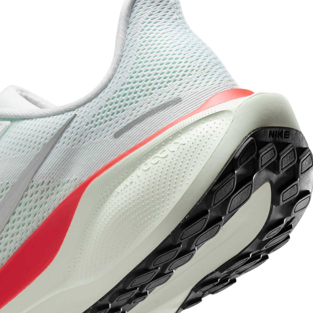 Nike Air Zoom Pegasus 41 (White/Metallic Silver)