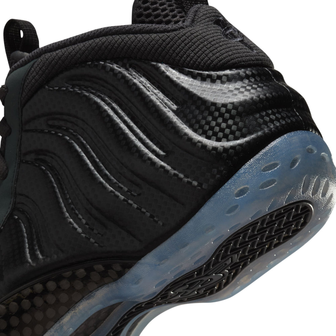 Nike Foamposite One (Black/Black/Black)