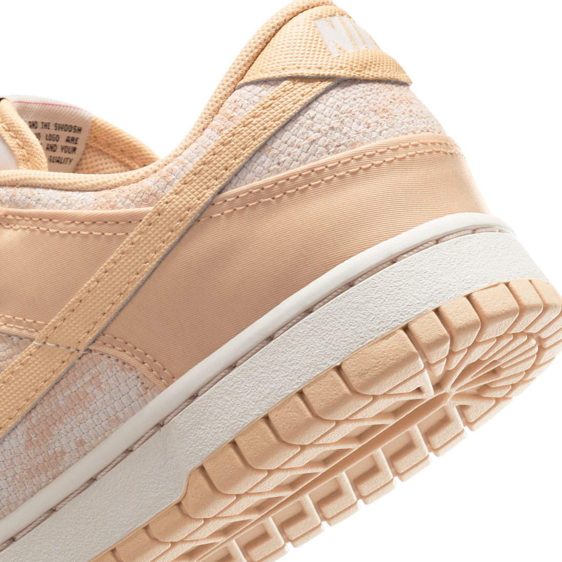 WMNS Nike Dunk Low (LT Orewood BRN/Sesame)