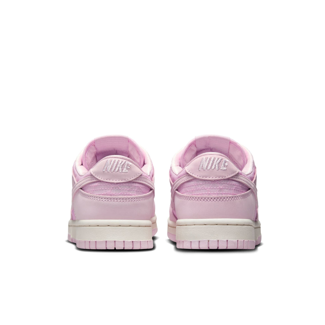 WMNS Nike Dunk Low (Regal Pink/Pink Foam)