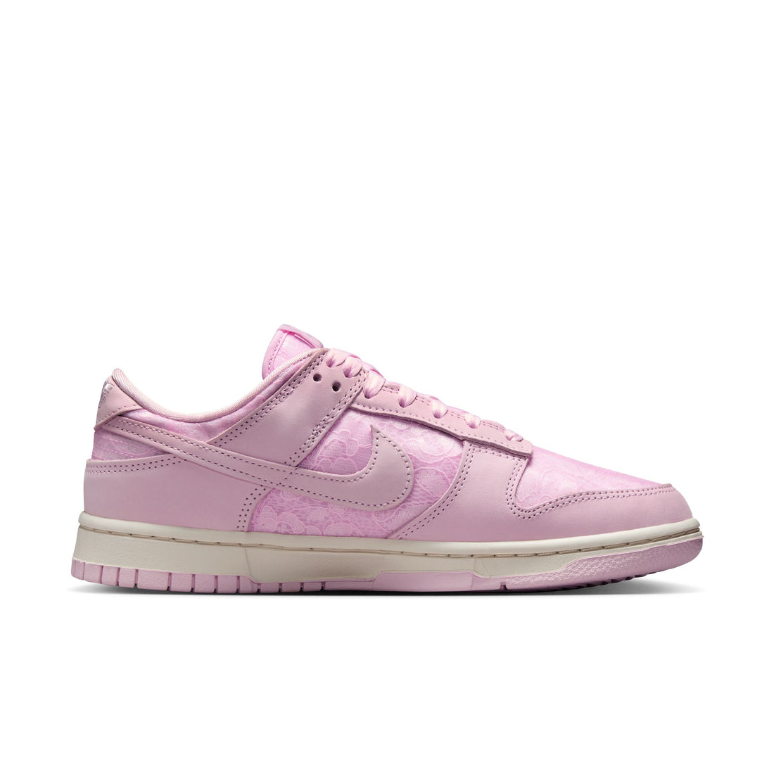 WMNS Nike Dunk Low (Regal Pink/Pink Foam)