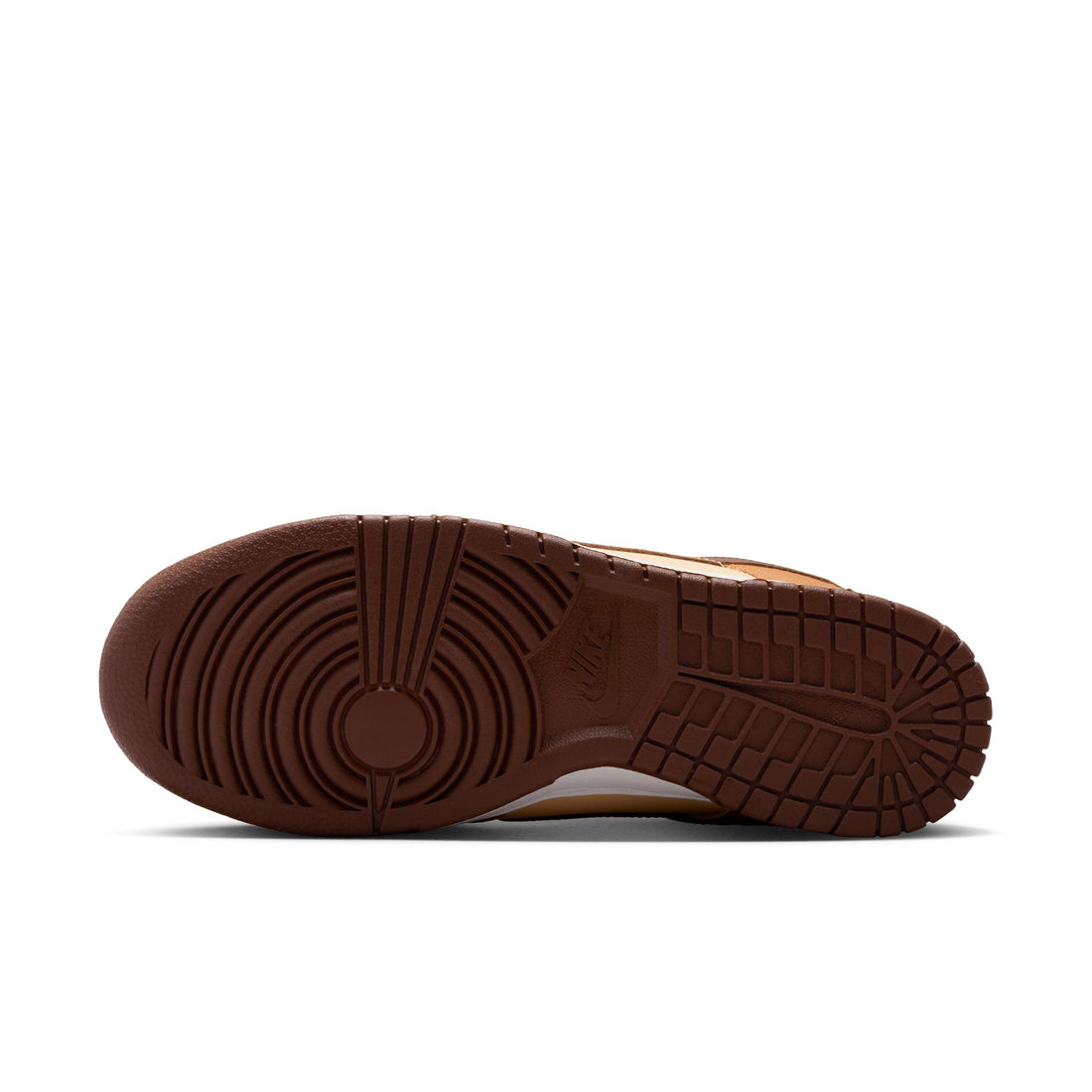 WMNS Nike Dunk Low SE (Desert Ochre/Fauna Brown)