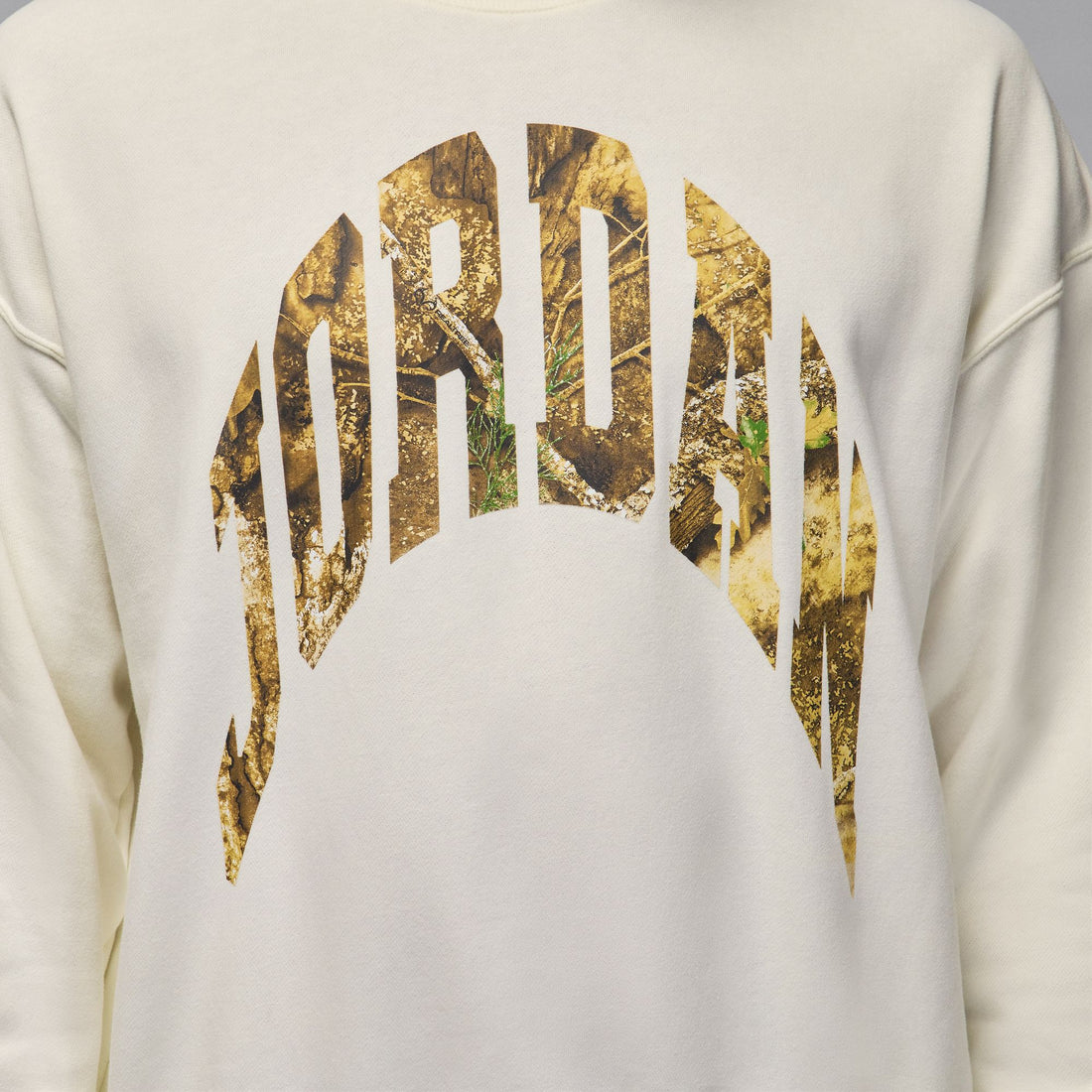 Air Jordan Brooklyn Realtree French Terry Crewneck (Cream)