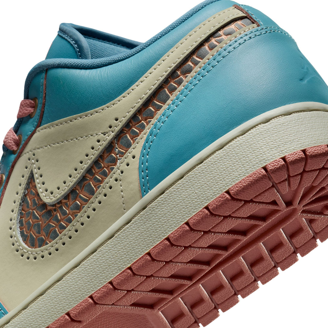 Air Jordan 1 Low SE (Denim Turq/Smokey Blue)