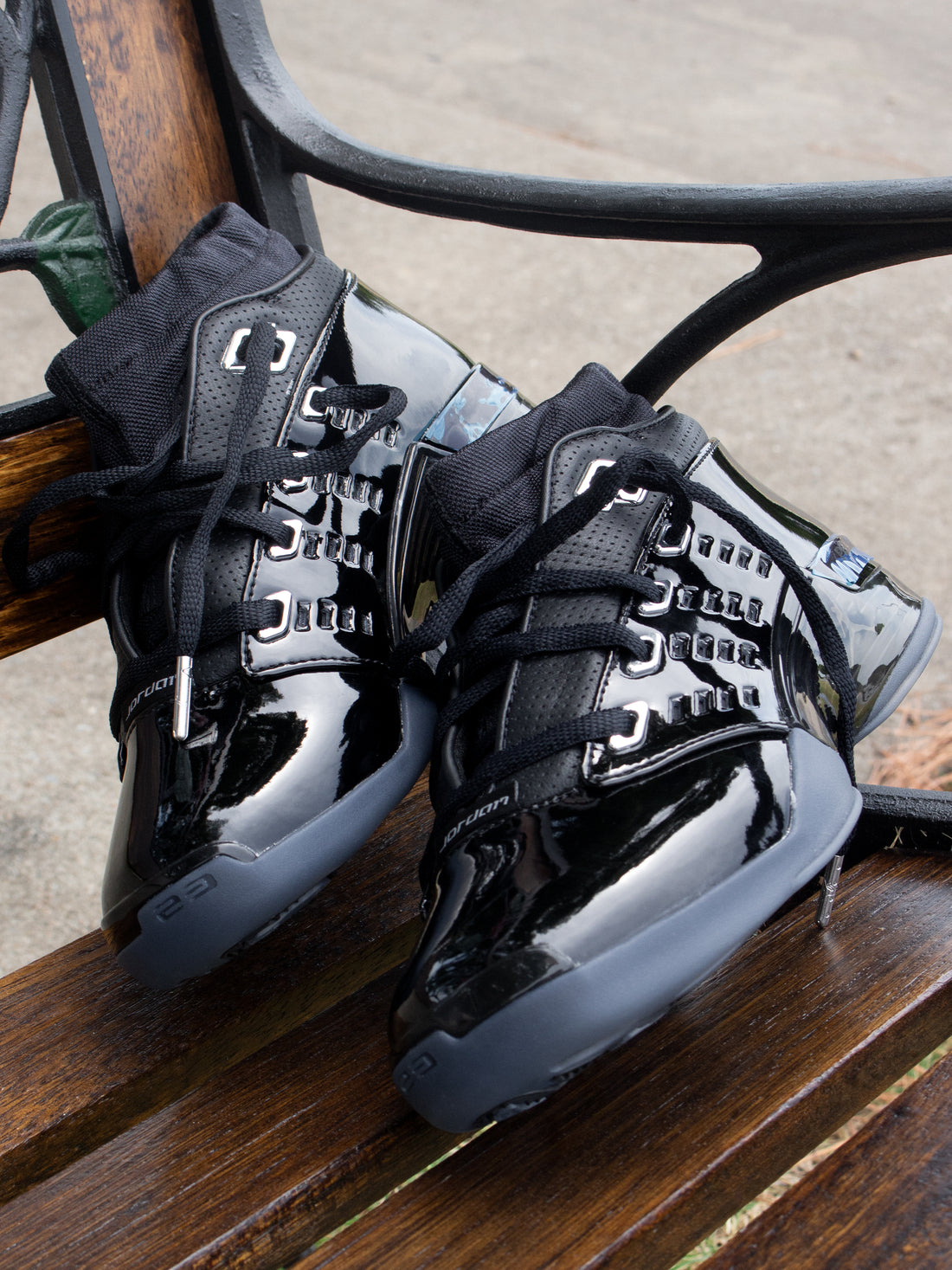 Air Jordan 17 Retro SP (Black/Black)