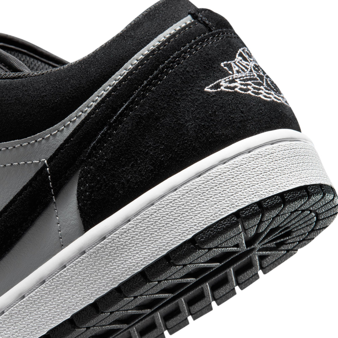 Air Jordan 1 Low (BLACK/WHITE-LT SMOKE GREY)