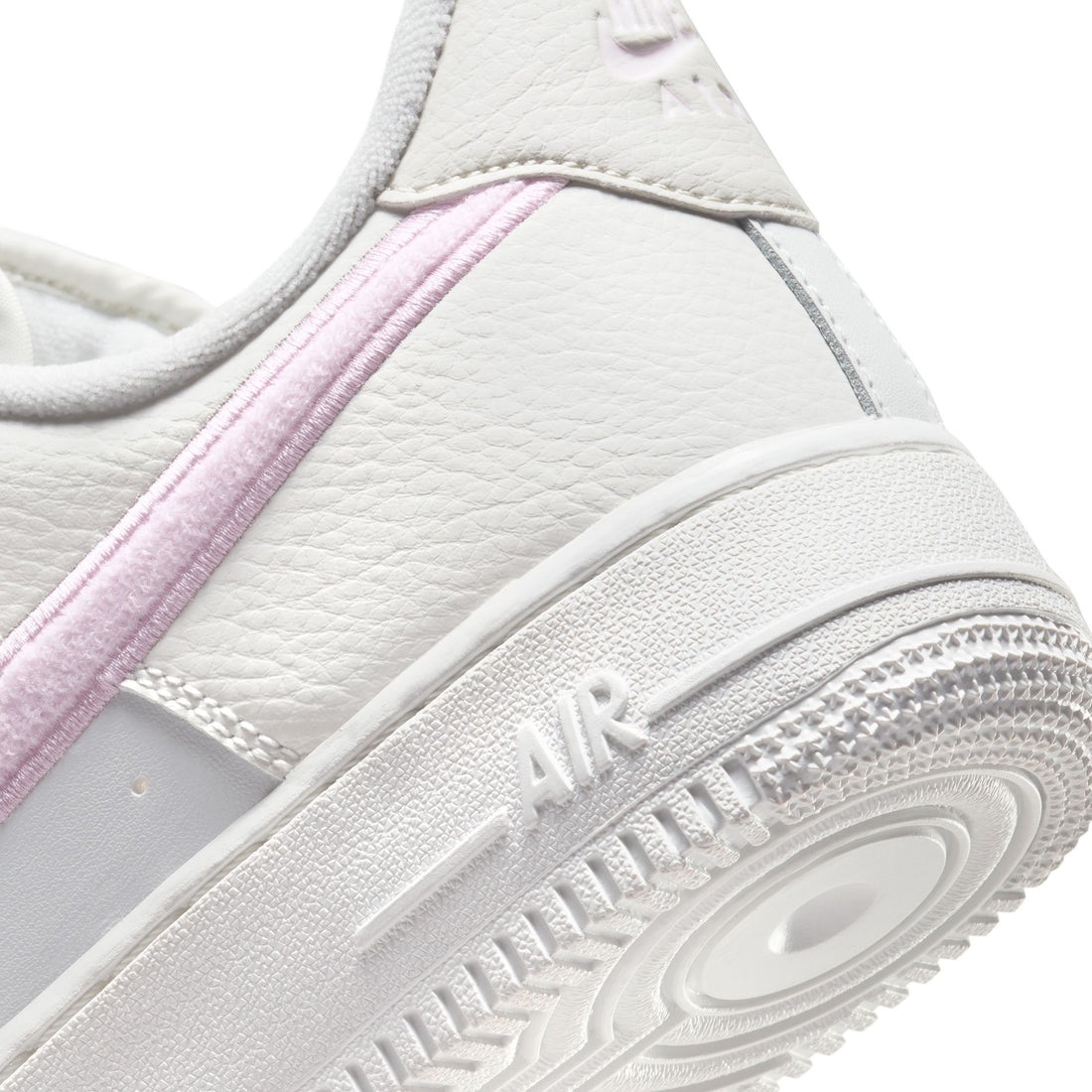 WMNS Nike Air Force 1 '07 (Summit White/Regal Pink/Light Bone)