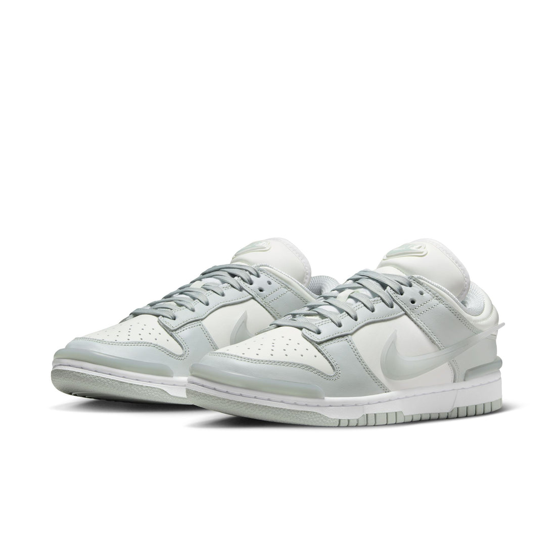 WMNS Nike Dunk Low Twist (Light Silver/Sail/Whiite)