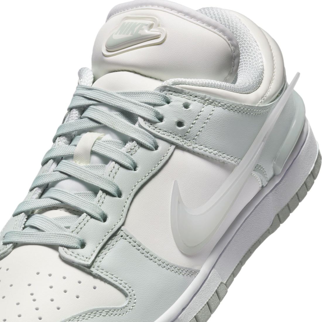 WMNS Nike Dunk Low Twist (Light Silver/Sail/Whiite)