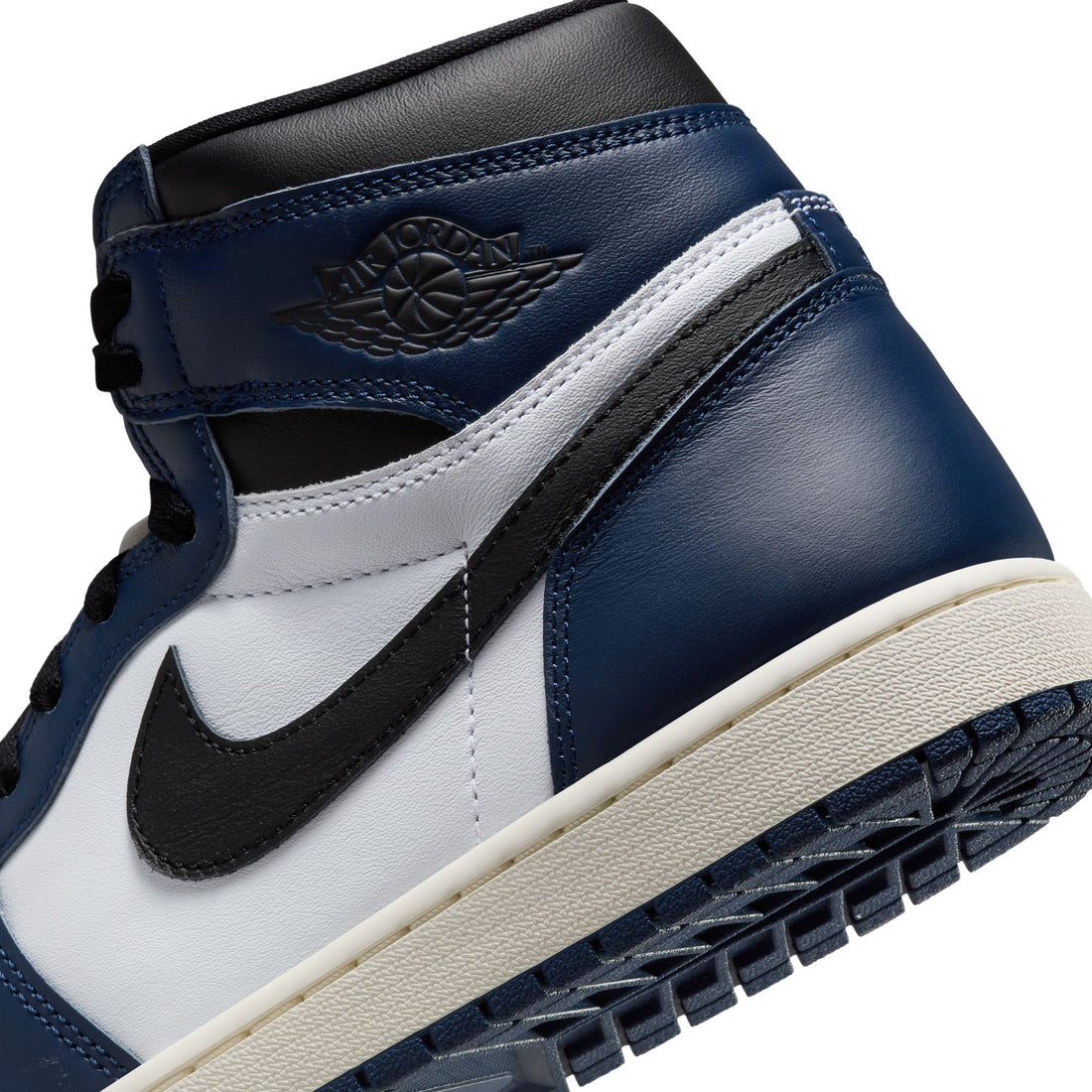 Air Jordan 1 Retro High OG (Midnight Navy/Black/White/Sail)