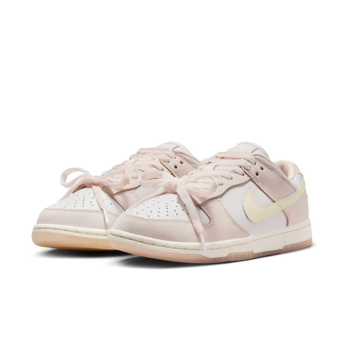 WMNS Nike Dunk Low PRM (Light Soft Pink/Coconut Milk)