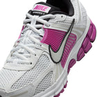 WMNS Nike Vomero 5 (White/Metallic Platinum)