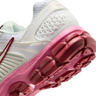 WMNS Nike Zoom Vomero 5 (Summit White/Summit White)