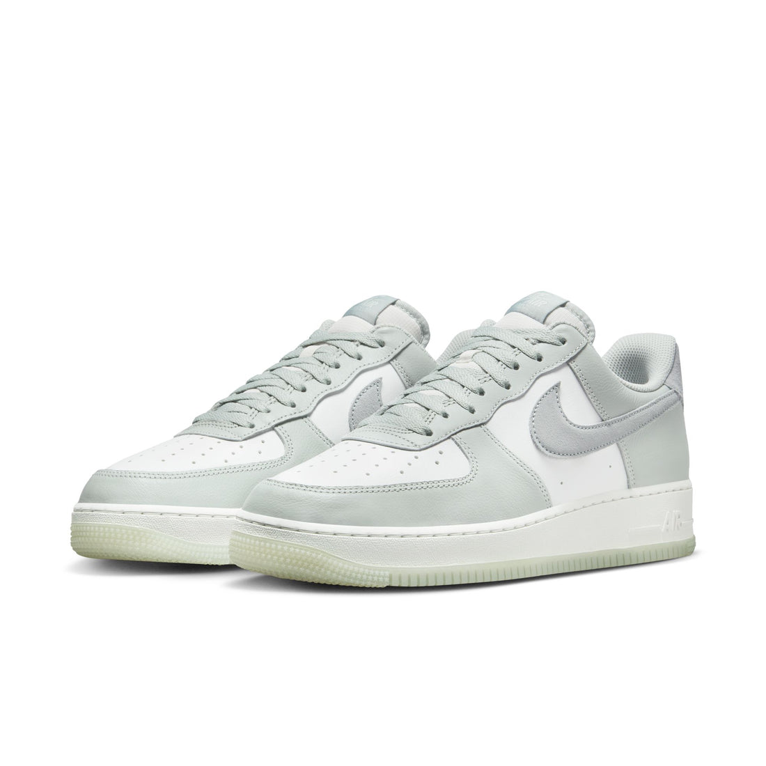 Nike Air Force 1 '07 LV8 (Light Silver/Light Pumice)