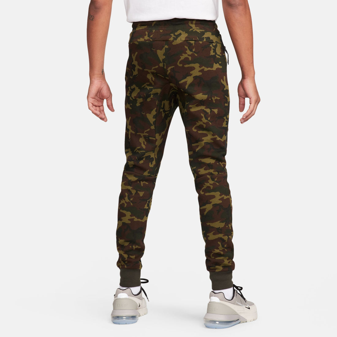 Nike Sportswear Tech Fleece OG Slim Fit Joggers (Sequoia/Black)