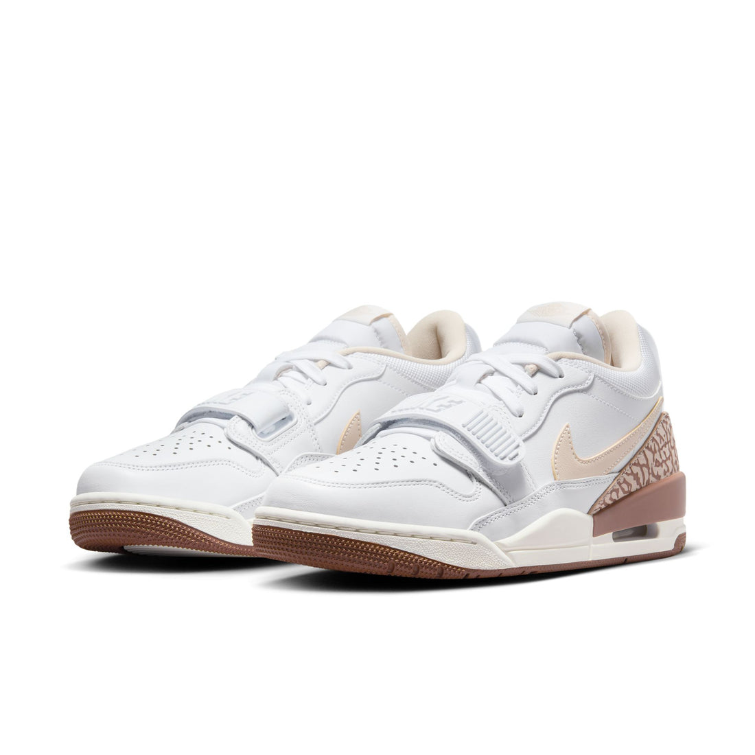 WMNS Air Jordan Legacy 312 Low (White/Legend Lt Brown)