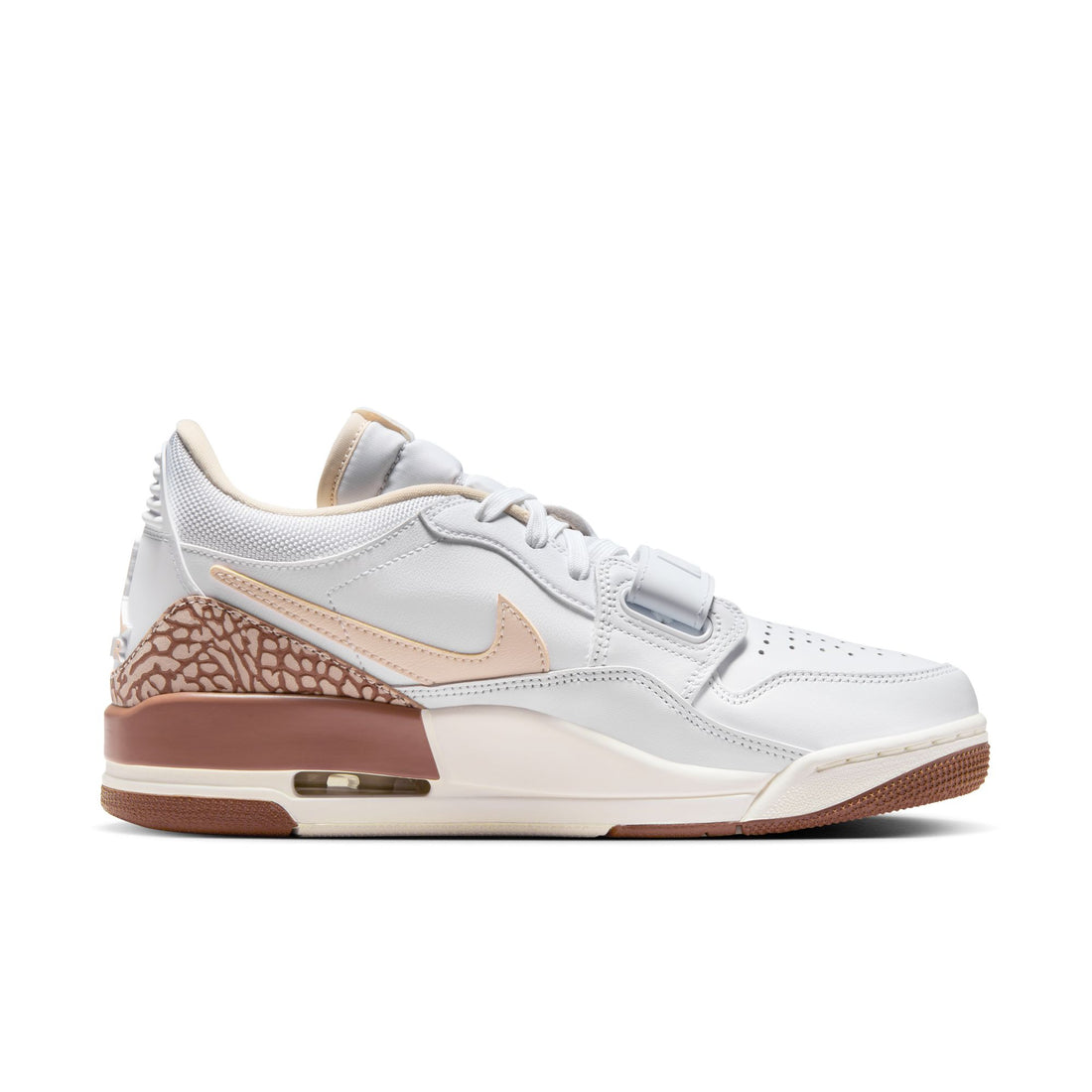 WMNS Air Jordan Legacy 312 Low (White/Legend Lt Brown)