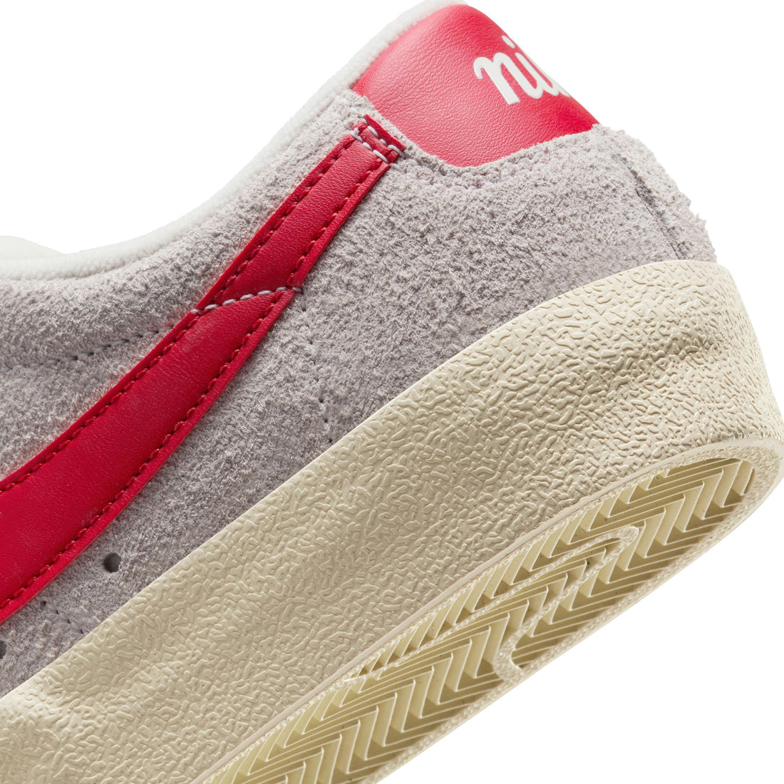 WMNS Blazer Low '77 Low VNTG (Summit White/Gym Red/Sail)