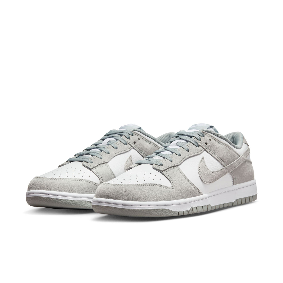 Nike Dunk Low Retro SE (White/Light Pumice)