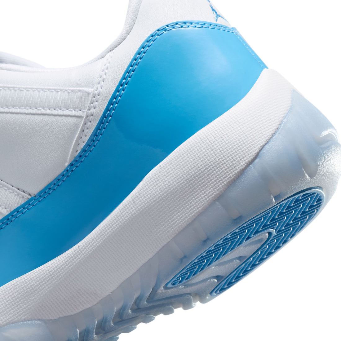 Air Jordan 11 Retro Low "WHITE/UNIVERSITY BLUE-BLACK"