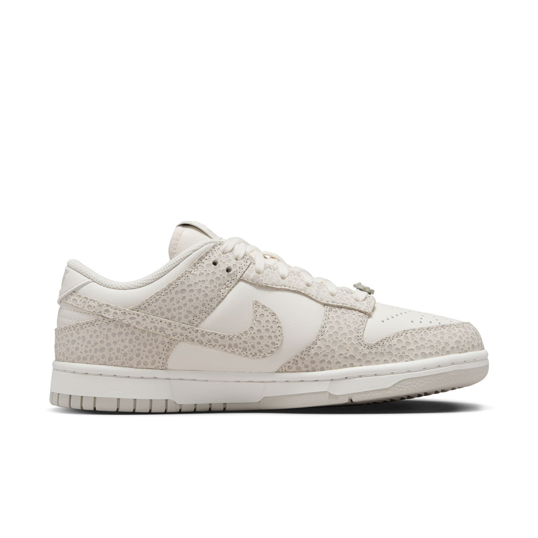 WMNS Nike Dunk Low PRM (Phantom/Phantom Dust)