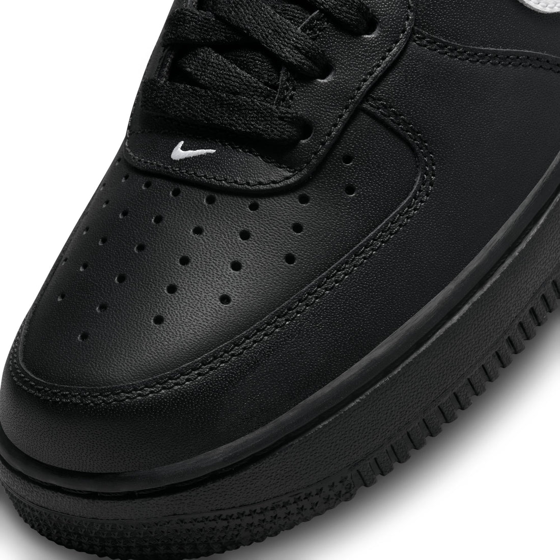 Nike Air Force 1 '07 (Black/White/Black)