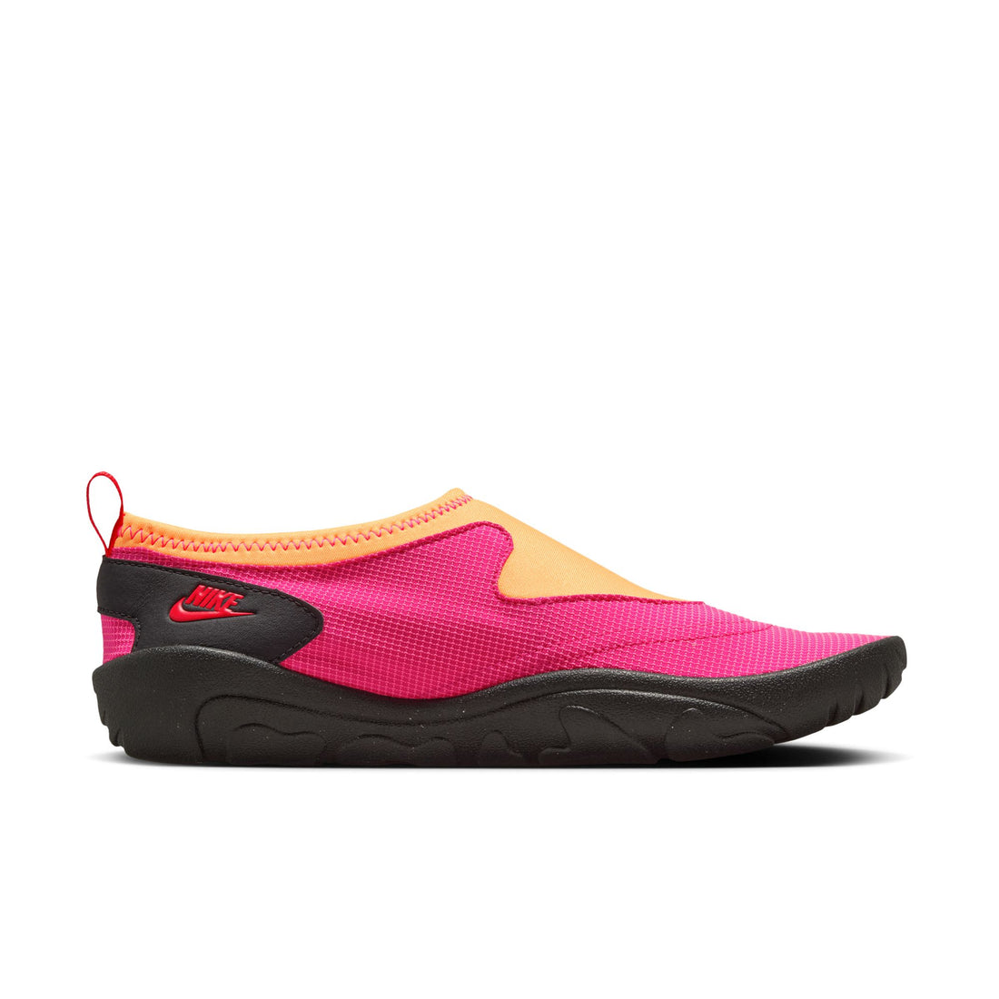 WMNS Nike Aura Turf (Vivid Pink/LT Crimson/Black)