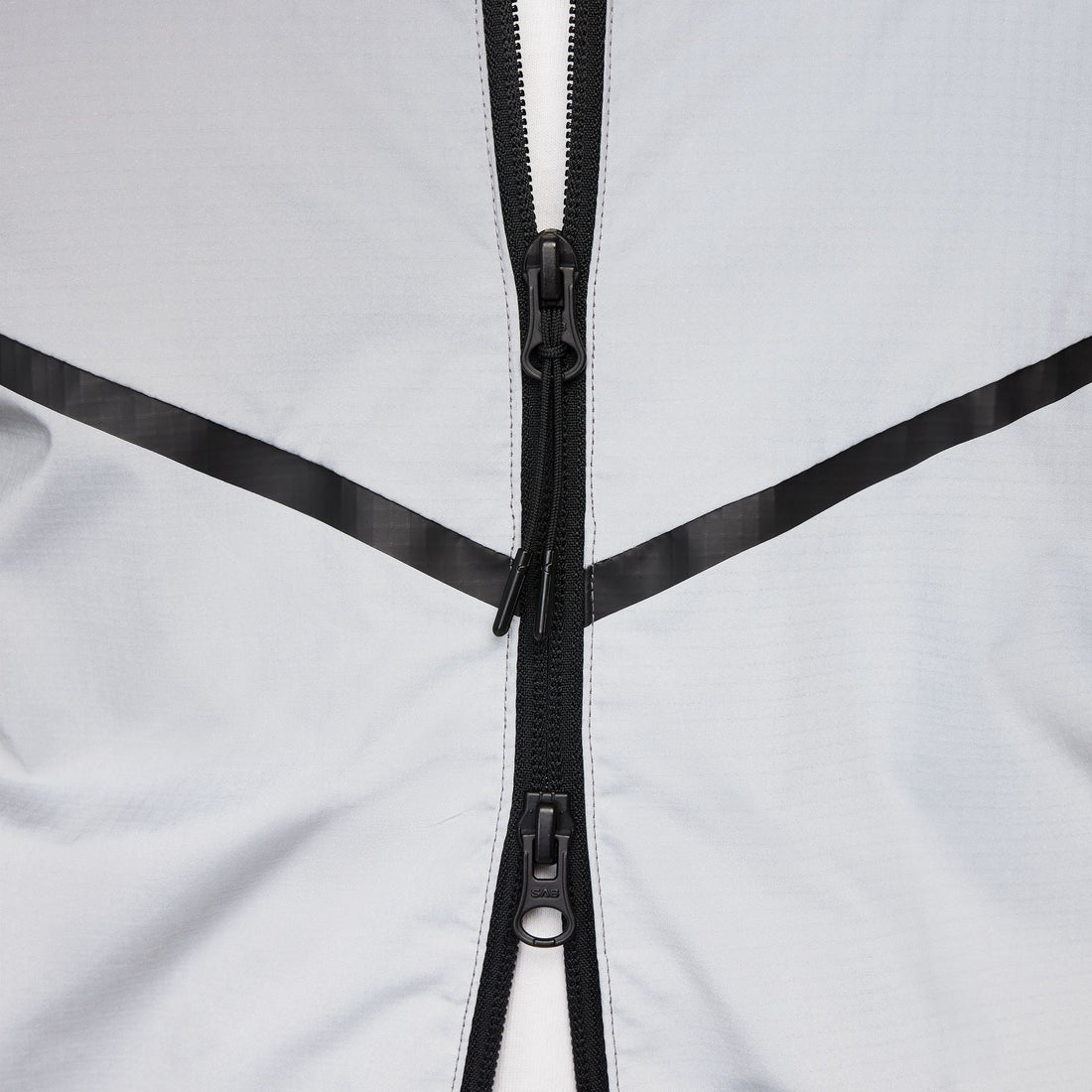 Nike Tech Woven Reflective Jacket