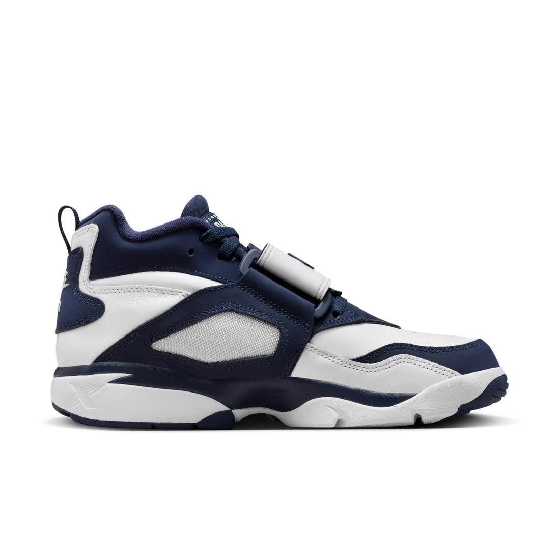 Nike Air Diamond Turf (White/College Navy)