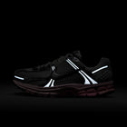 WMNS Nike Zoom Vomero 5 (Photon Dust/Metallic Silver)