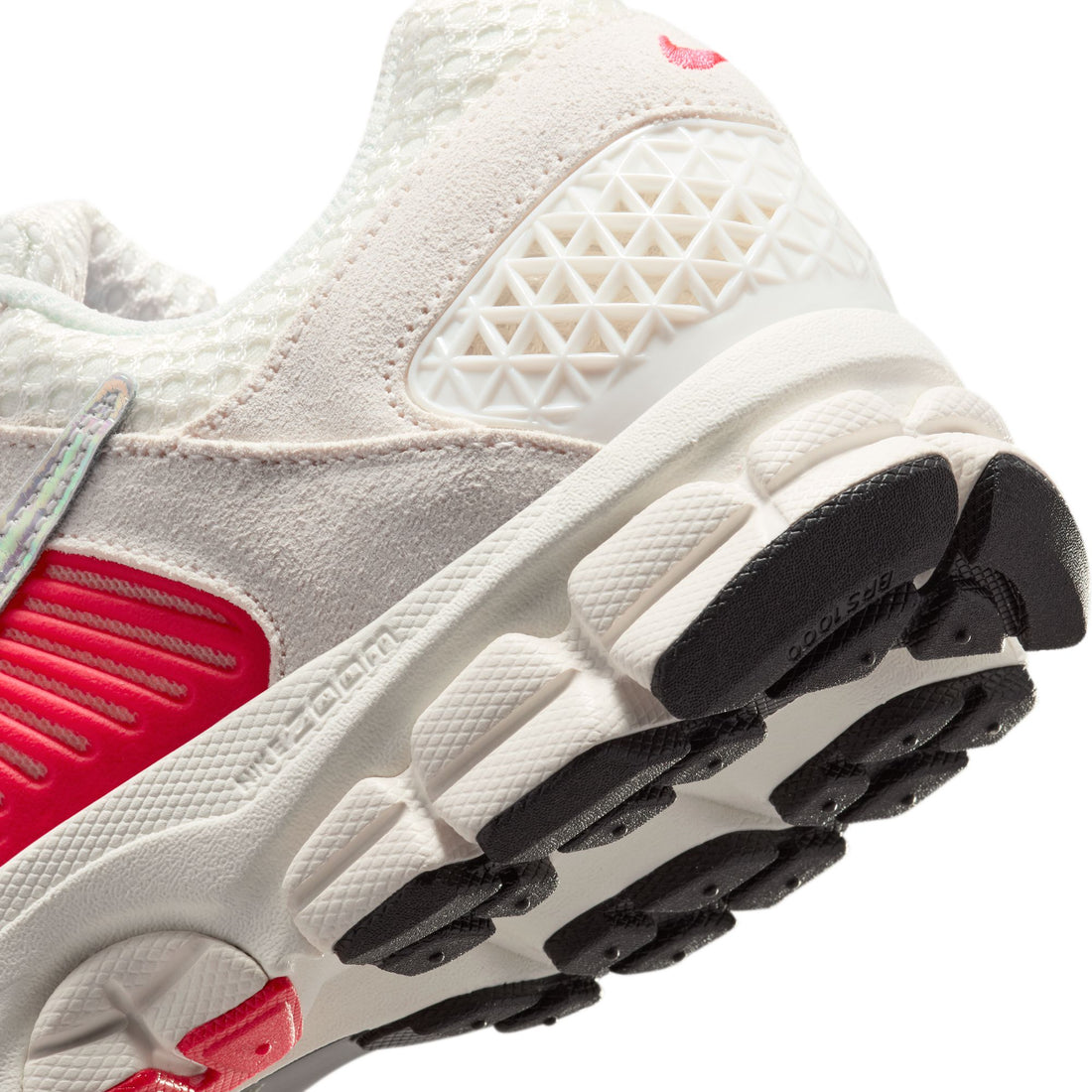 WMNS Nike Zoom Vomero 5 (Sail/Multi-Color/Siren Red)