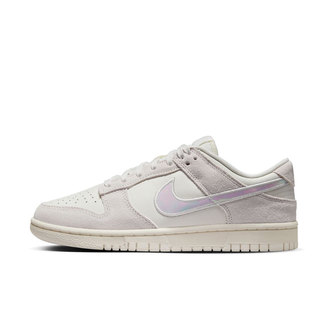 WMNS Nike Dunk Low (Sail/Multi-Color/Siren Red)