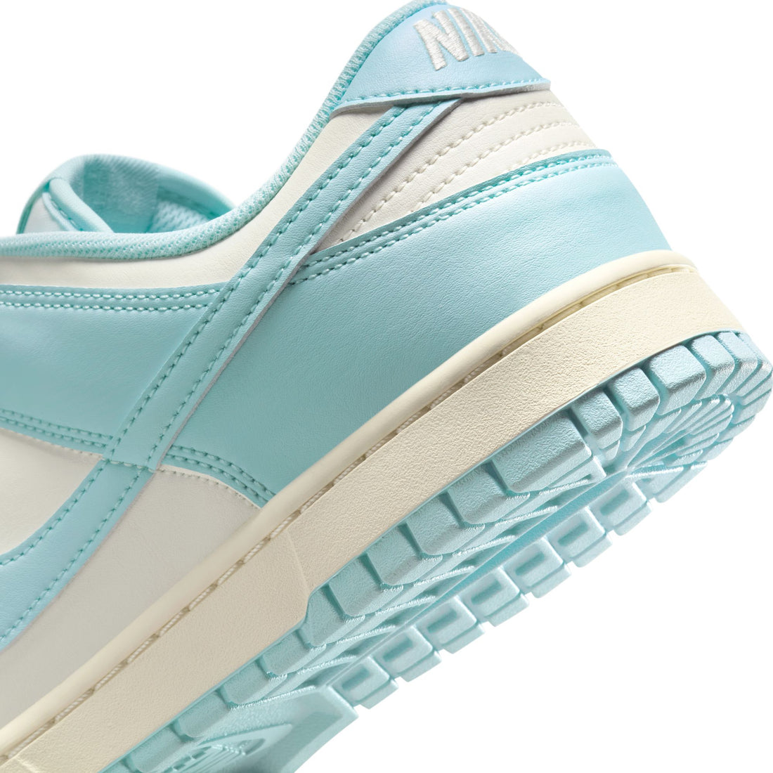 Nike Dunk Low Retro (Pale Ivory/Glacier Blue)