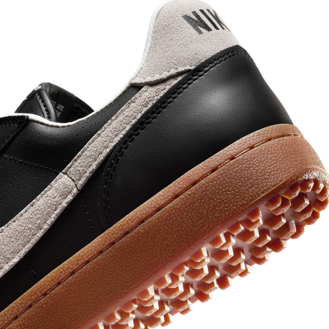 Nike Field General 82 SP (Sail/Black/Gum Med Brown)