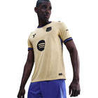 Nike FC Barcelona 2025/26 Stadium Away (TEAM GOLD/PERSIAN VIOLET/BLACK)