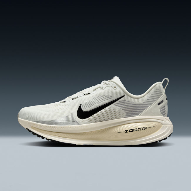Nike Vomero 18 (Summit White/Black)