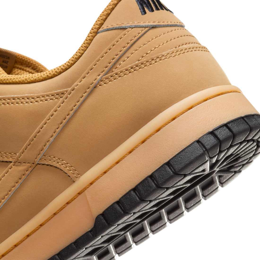 Nike Dunk Low Retro SE (Wheat/Wheat/Gum Yellow/Black)