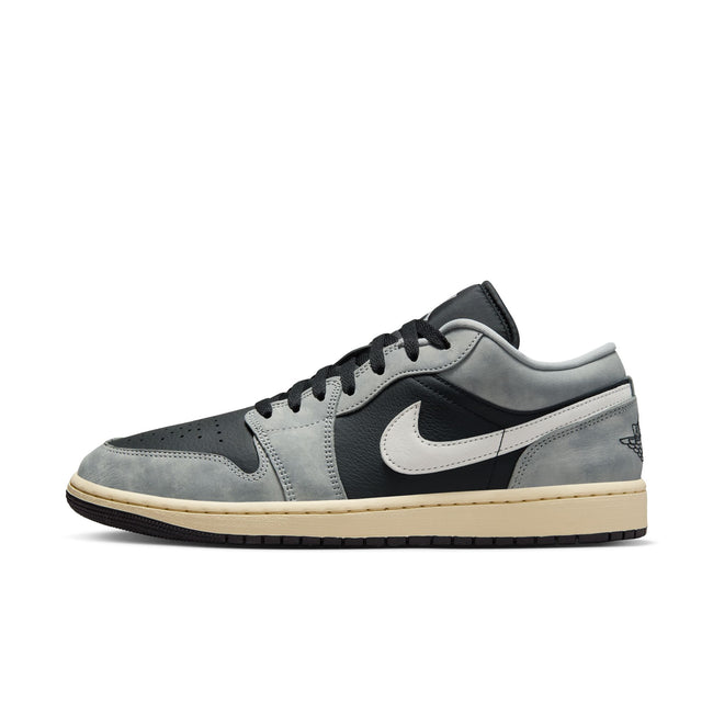 Air Jordan 1 Low SE (LT Smoke Grey/Black/Sail)
