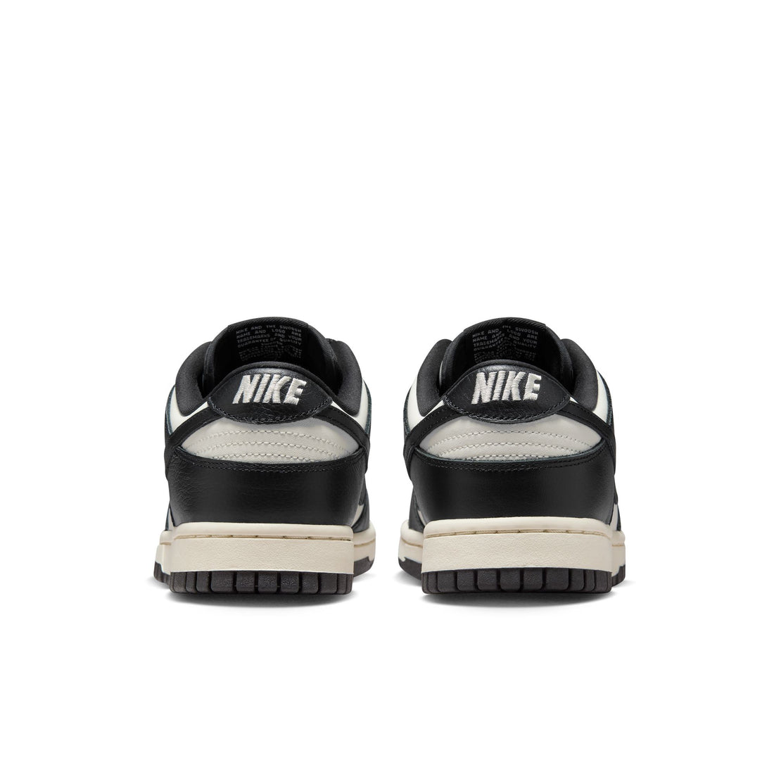 WMNS Nike Dunk Low SE (Sail/Black/Pale Ivory)