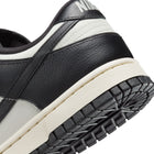 WMNS Nike Dunk Low SE (Sail/Black/Pale Ivory)