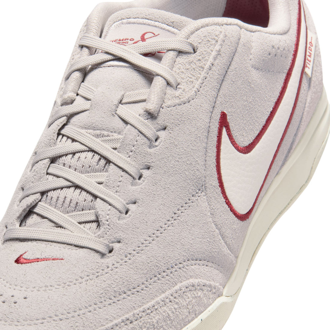 Nike Tiempo Streetgato PRM (MOON PARTICLE/CHALK-TEAM RED)