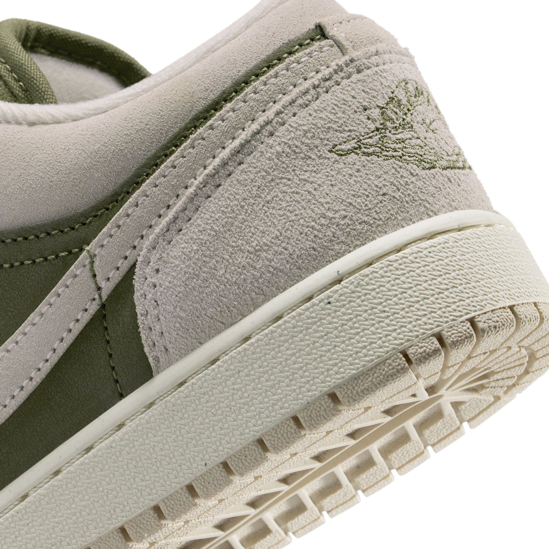 Air Jordan 1 Low SE GS (Medium Olive/LT Orewood)