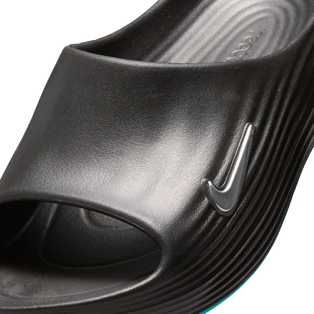 Nike ReactX Rejuven8 Slide(Black/Metallic Silver)