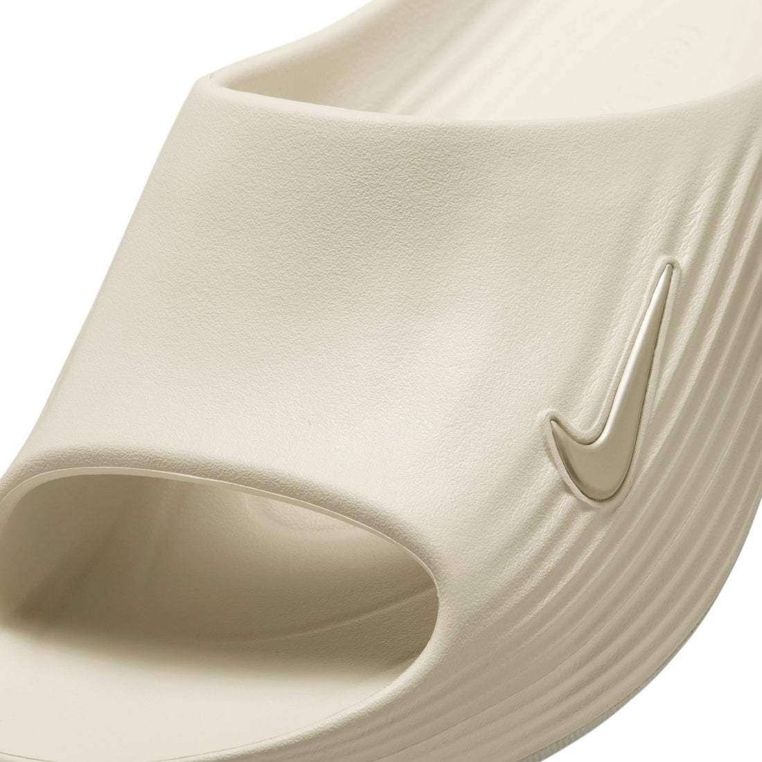 WMNS Nike ReactX Rejuven8 Slide (Sea Glass/LT Orewood Brown)