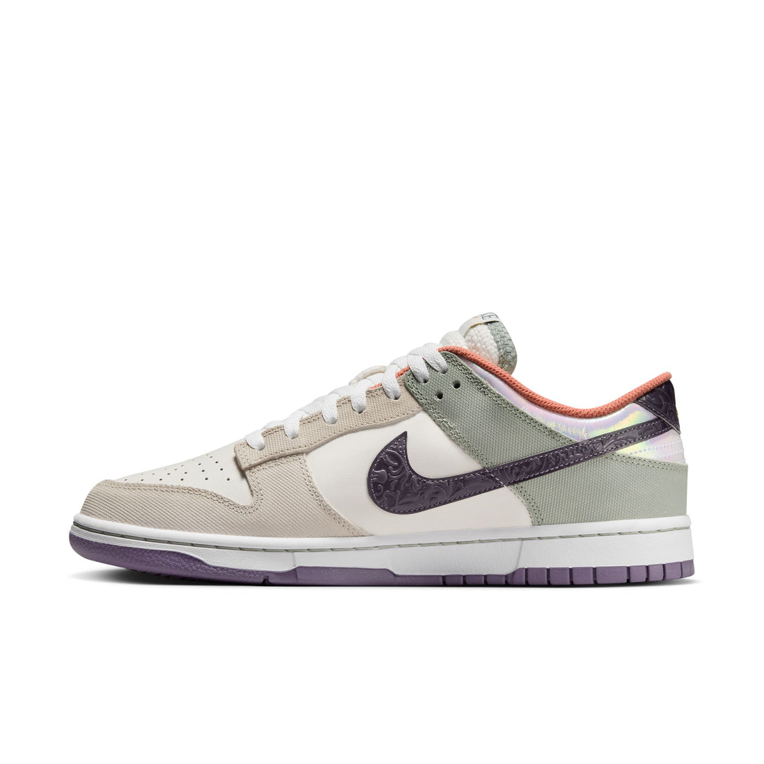 Nike Dunk Low Retro SE (Sail/Gridiron/Light Bone)