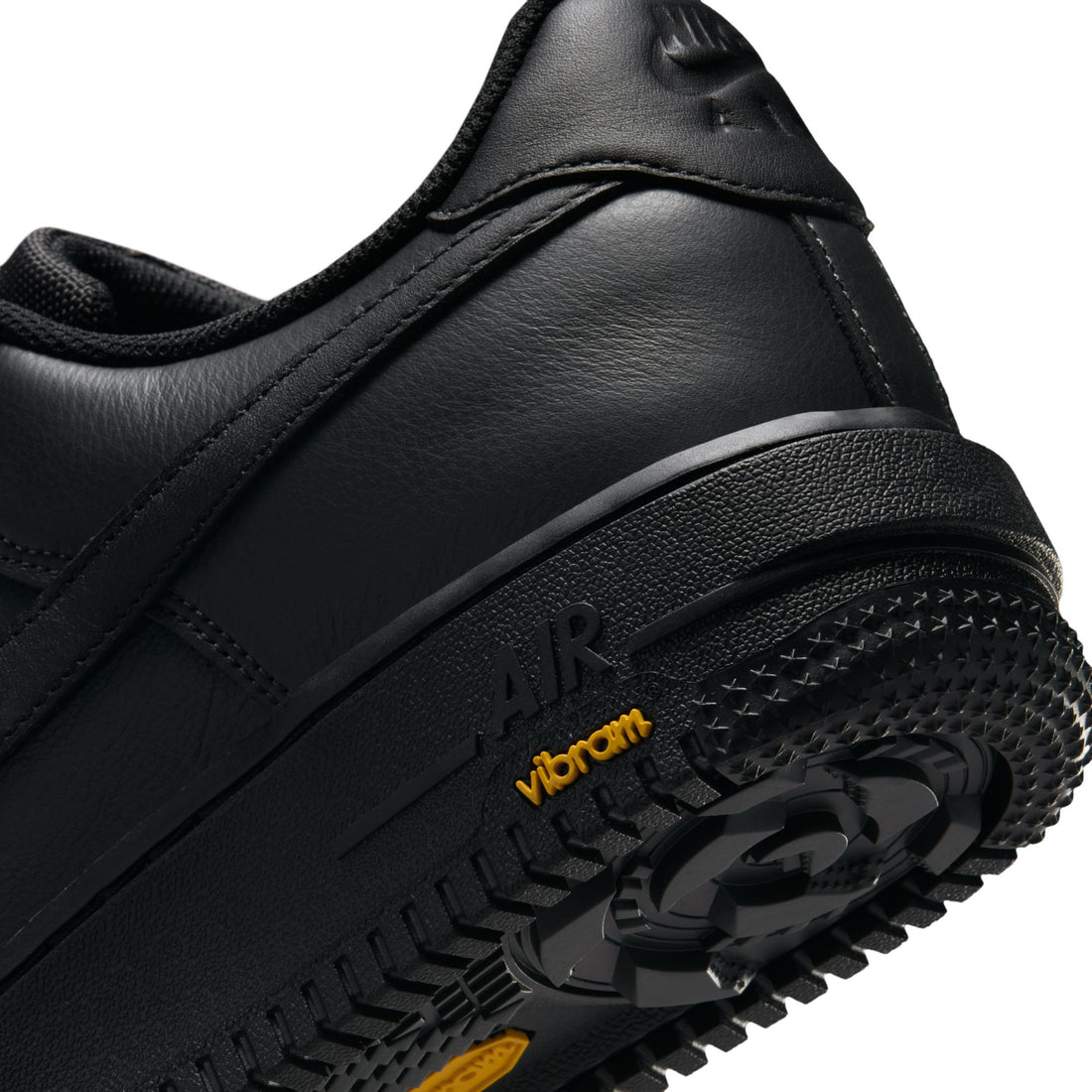 Nike Air Force 1 GORE-TEX Vibram (Off Noir/Black/Speed Yellow)