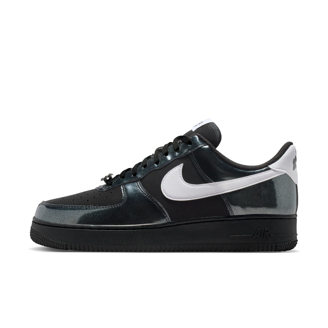 Nike Air Force 1 '07 LV8 (Black/White)
